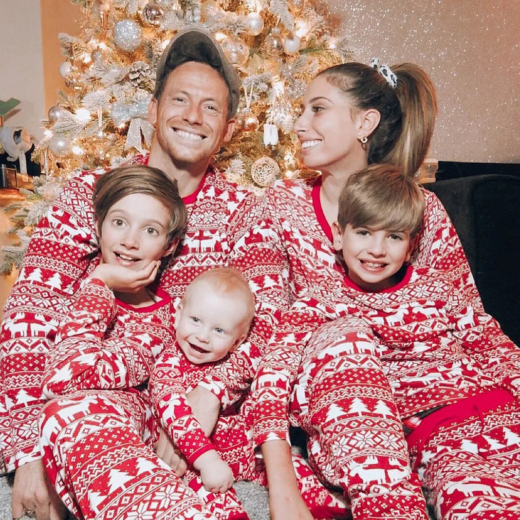Mommy and Me matching Christmas pajamas set for adults and kids, soft and cozy holiday sleepwear 2023