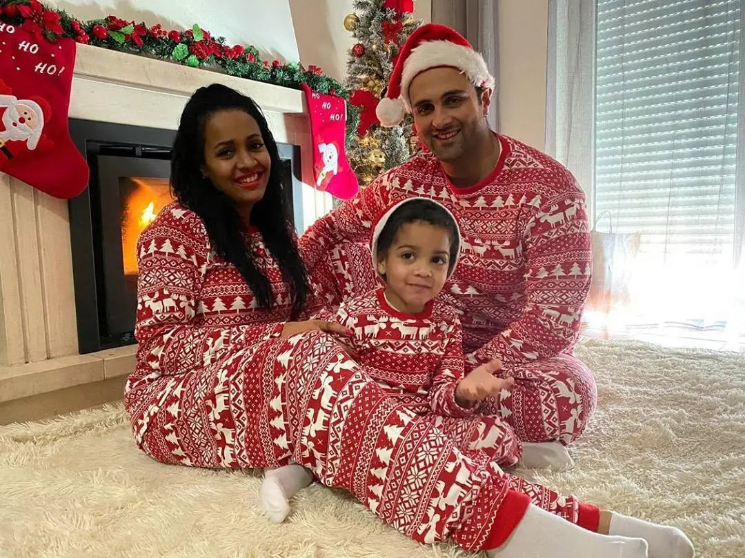 Mommy and Me matching Christmas pajamas set for adults and kids, soft and cozy holiday sleepwear 2023