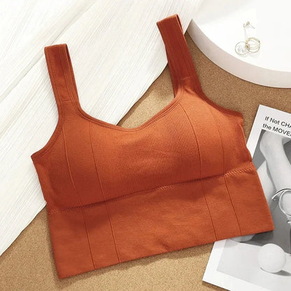 Breathable seamless sports bra with push-up support for women – shockproof crop top for yoga and gym workouts
