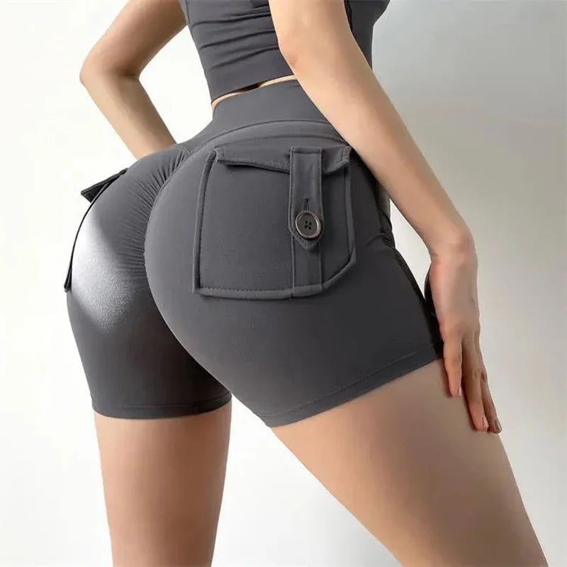 Women’s peach butt cargo yoga pants with air-dry pockets – breathable three-quarter fitness shorts