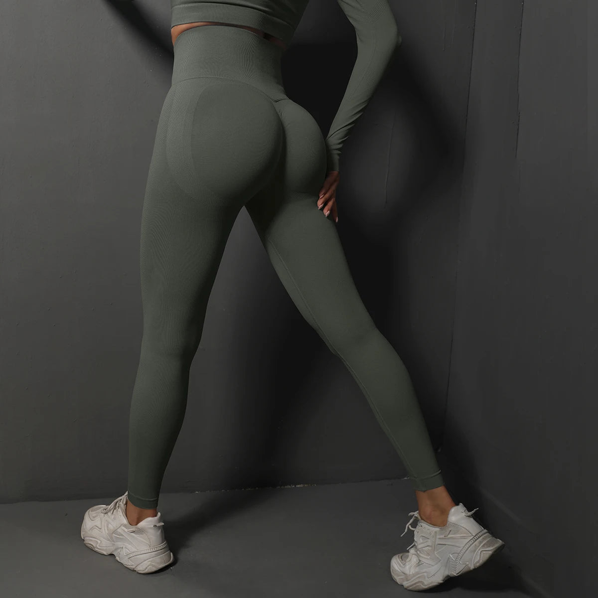 Seamless high-waist booty lifting gym leggings for women – breathable yoga and fitness pants