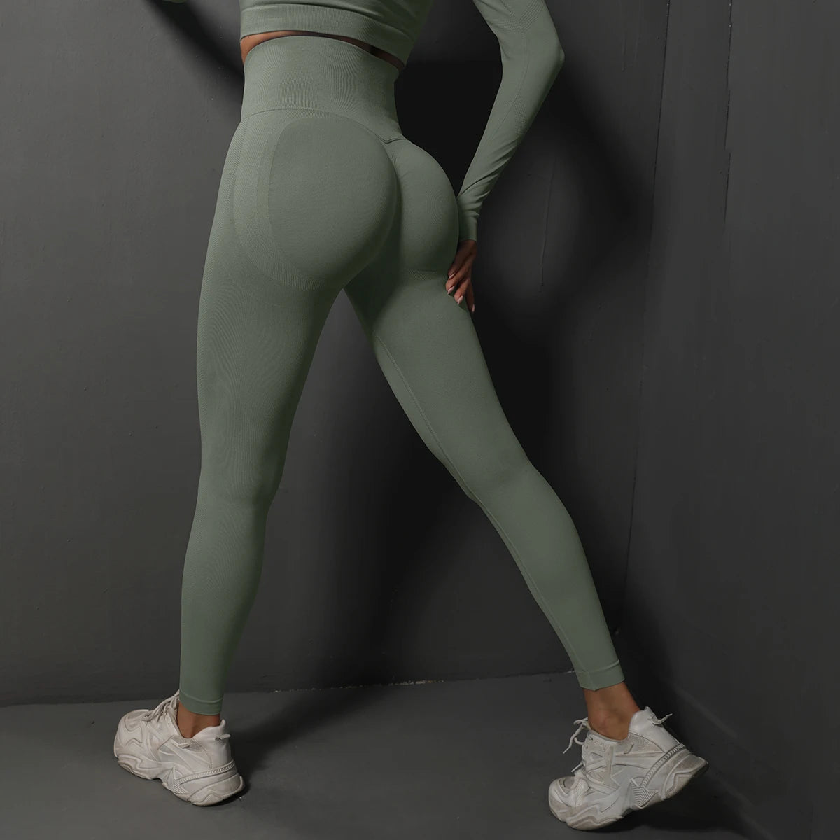 Seamless high-waist booty lifting gym leggings for women – breathable yoga and fitness pants