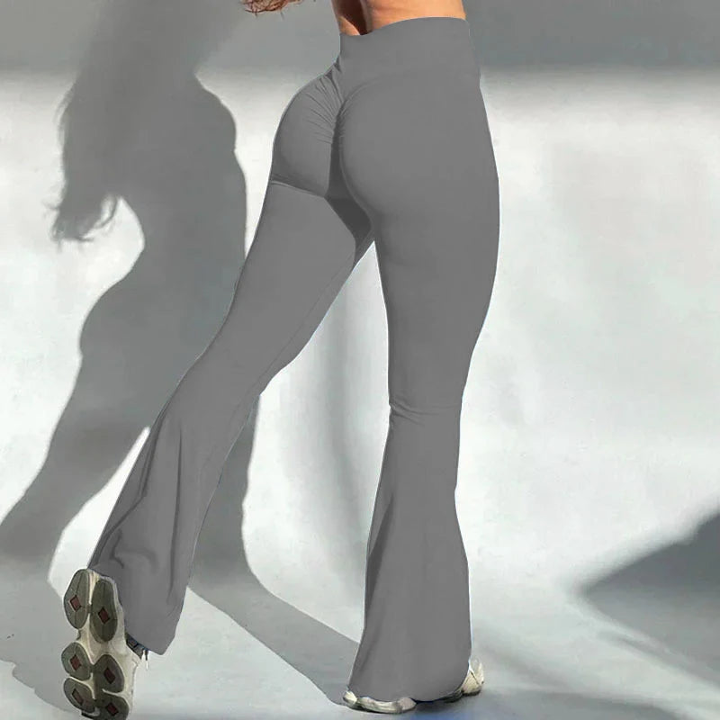 High-waist women’s scrunch butt yoga leggings in black, moisture-wicking fitness and gym pants with butt-lifting design