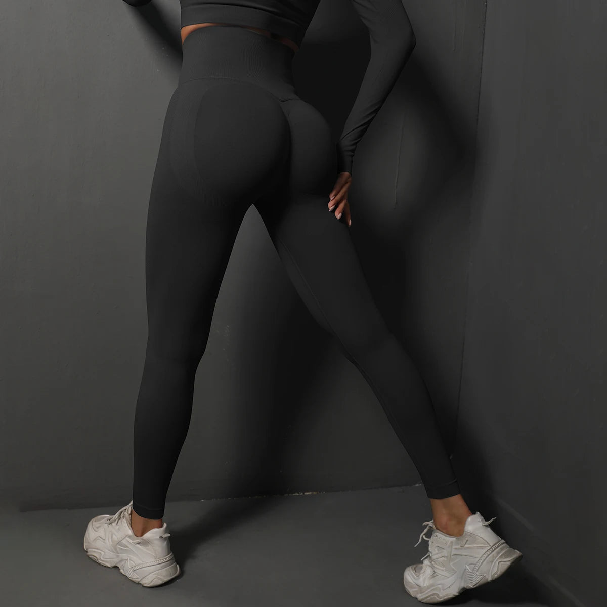 Seamless high-waist booty lifting gym leggings for women – breathable yoga and fitness pants