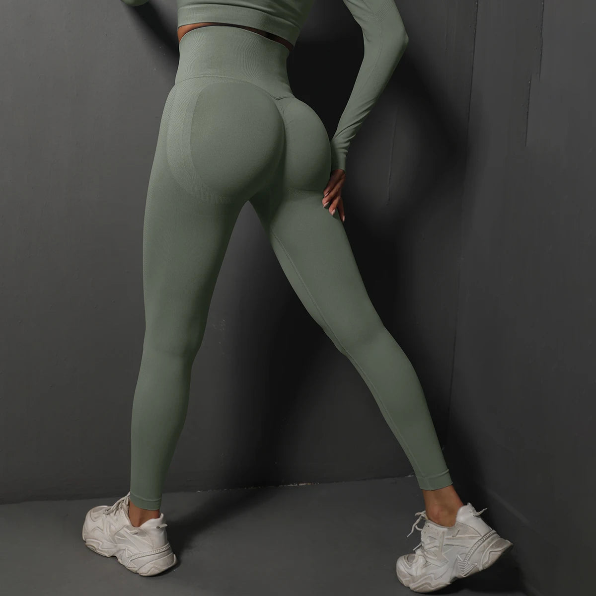 Seamless high-waist booty lifting gym leggings for women – breathable yoga and fitness pants
